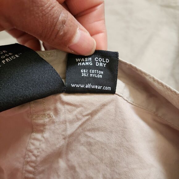 Kuhl Shorts Womens Large Tan High Waist Pleated Front Vintage alf USA Made - Picture 4 of 8